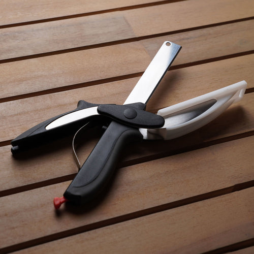 SafeSlice⢠- 2-in-1 Kitchen Cutter with Built-in Cutting Board